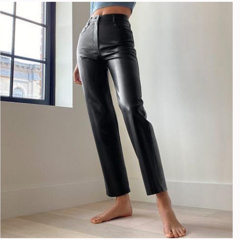 Aritzia NWOT the Melina faux leather cropped pants